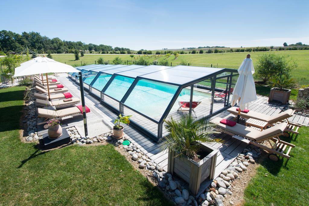 Chambres D'Hotes Domaine De Nazere Avezan Екстер'єр фото