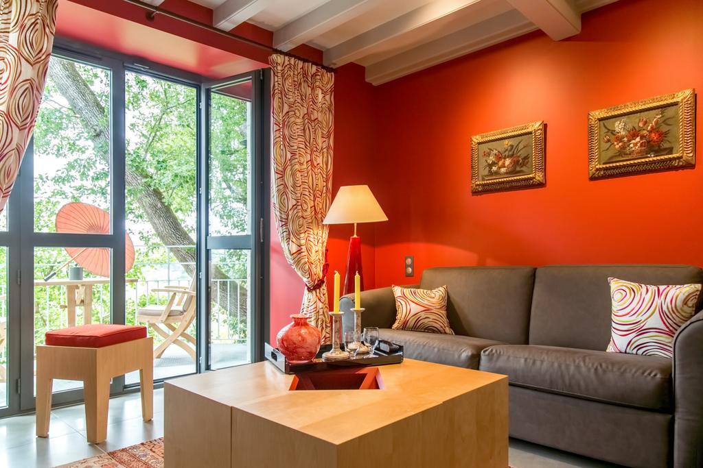 Chambres D'Hotes Domaine De Nazere Avezan Екстер'єр фото